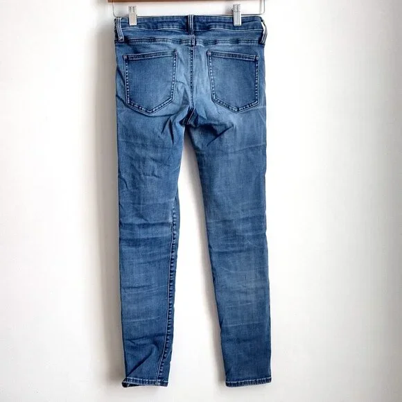 Uniqlo Skinny Jean Bundle (lot of 2) - Picture 5 of 11